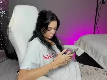 isisxoxx – webcam model profile photo Image 18