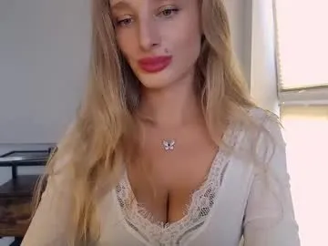 ViolettLuxe – webcam model profile photo Image 10