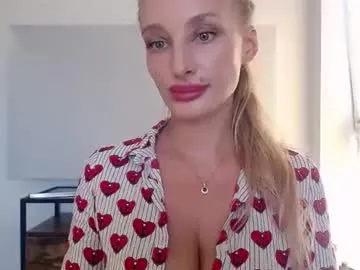 ViolettLuxe – webcam model profile photo Image 8