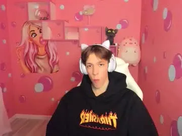 LucieMontez_mml – webcam model profile photo Image 2