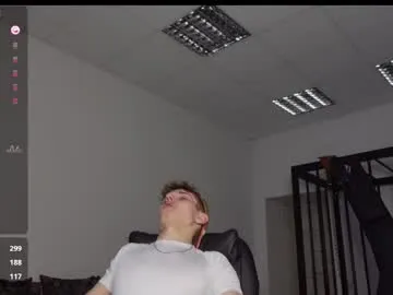 SusanSwann – webcam model profile photo Image 3