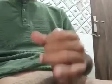 MilanCartier – webcam model profile photo Image 6