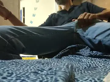 MilanCartier – webcam model profile photo Image 7