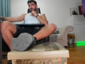 highlatin_guys – webcam model profile photo Image 17