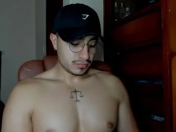 SashaShin – webcam model profile photo Image 16