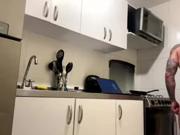 otouhu76 – webcam model profile photo Image 8