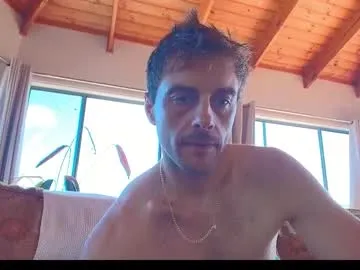 Live with mattlesnake_101 on FliCam