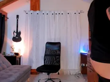 GraceHera – webcam model profile photo Image 9