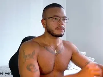 MoniLing – webcam model profile photo Image 12