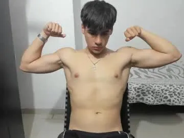 Live with Madison_Carie on FliCam Image 2