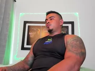 Donovan_Desmond – webcam model profile photo Image 10