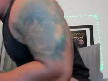 Donovan_Desmond – webcam model profile photo Image 14