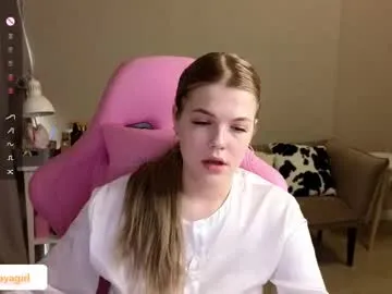 maya_blonde18 Image 4