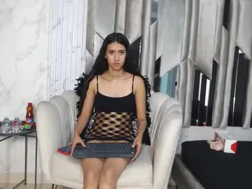 Daphne_Beaumont – webcam model profile photo Image 5