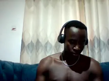 KarinaSanz – webcam model profile photo Image 17