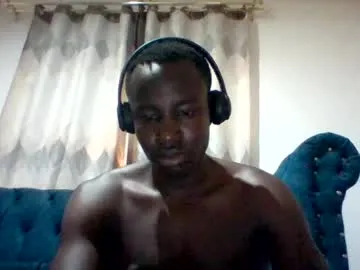 KarinaSanz – webcam model profile photo Image 3