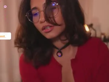 ReeyaSimos – webcam model profile photo Image 4