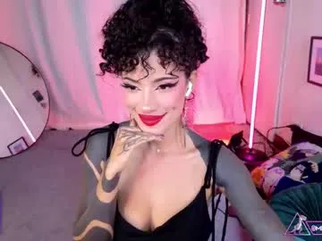 ChanelBrandd – webcam model profile photo Image 2