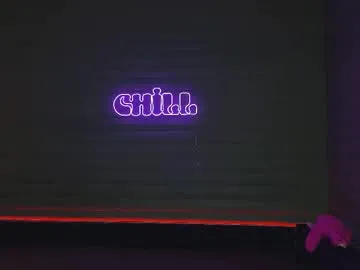 Amylewiss – webcam model profile photo Image 16