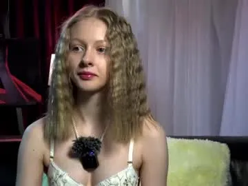 Rouse_07 – webcam model profile photo Image 2