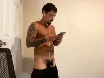 LauraJean – webcam model profile photo Image 8