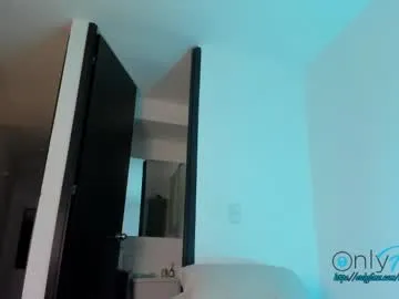 beranco19 – webcam model profile photo Image 9