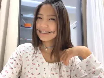 AbrilSilva – webcam model profile photo Image 5