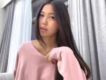 AbrilSilva – webcam model profile photo Image 6