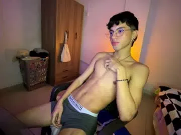 AlissonLillard – webcam model profile photo Image 2