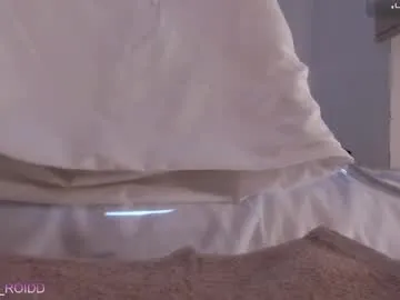 Lililth_Capri77 – webcam model profile photo Image 2