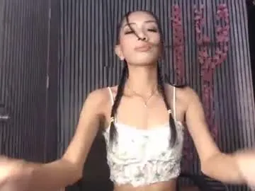 Adelle_Vixen – webcam model profile photo Image 2