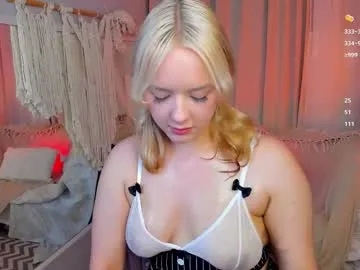 ZeyneJohnson – webcam model profile photo Image 12