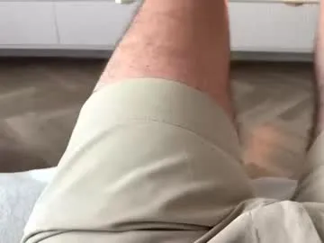 DenLina – webcam model profile photo Image 8