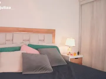 missjuliaa_ Image 8