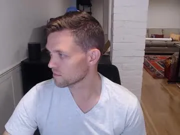 raymondmont – webcam model profile photo Image 6