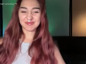 GLAMYR252 – webcam model profile photo Image 19