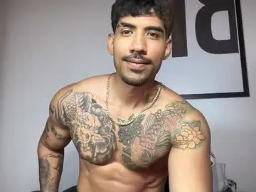 steveen_1604 – webcam model profile photo Image 4