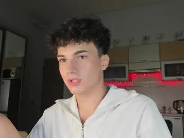 TeenieMarie – webcam model profile photo Image 17