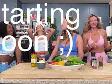 LIISAMENDEZ – webcam model profile photo Image 8