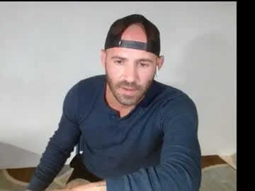 AvaHulww – webcam model profile photo Image 15