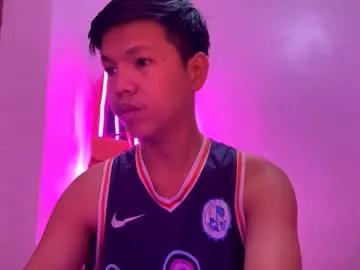 AntonioWest – webcam model profile photo Image 3