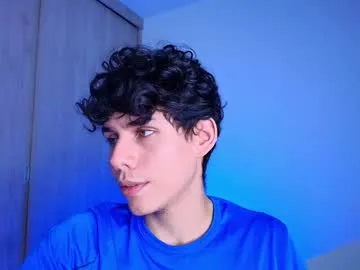 big_dicktop23 – webcam model profile photo Image 3