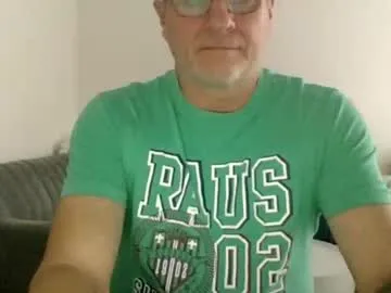 atesturky – webcam model profile photo Image 4