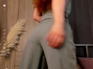 CamilaAlzate – webcam model profile photo Image 11