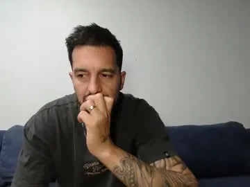 Noya – webcam model profile photo Image 2