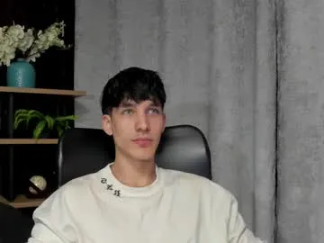 noah_brigth – webcam model profile photo