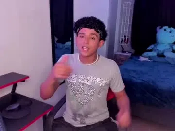 Donovan_Desmond – webcam model profile photo Image 18