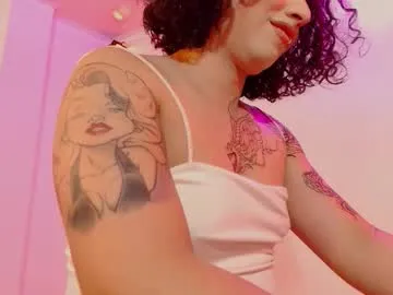 GianaBravo – webcam model profile photo Image 8