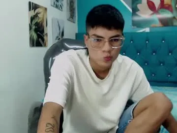 Live with noha_scott on FliCam