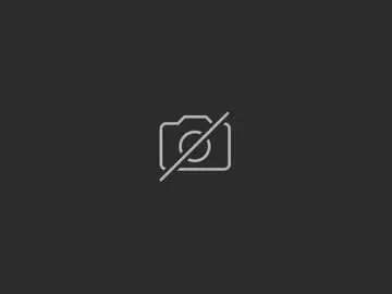 Salomety – webcam model profile photo Image 14